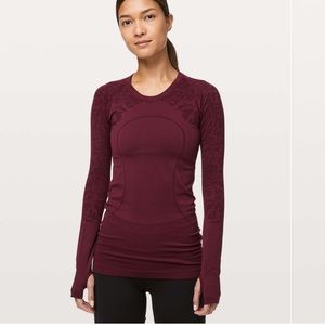 Lululemon Swiftly Tech Long Sleeve Crew sz 8 
Deep Ruby / Deep Ruby